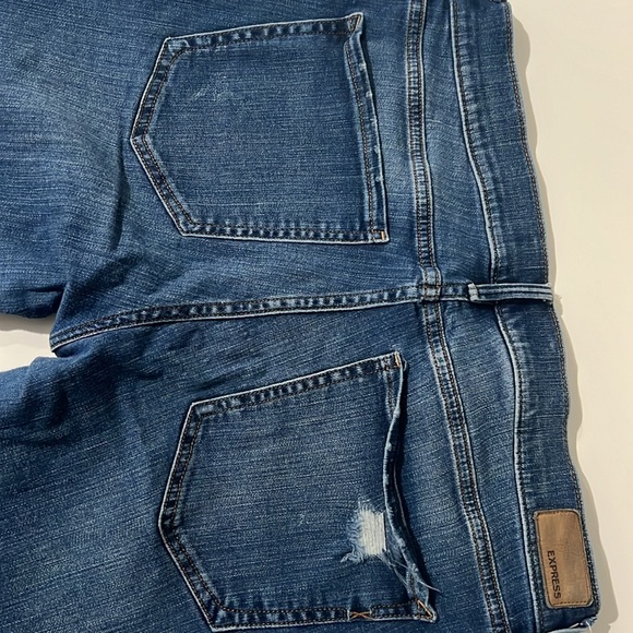 Express cropped destroyed denim - Picture 4 of 4